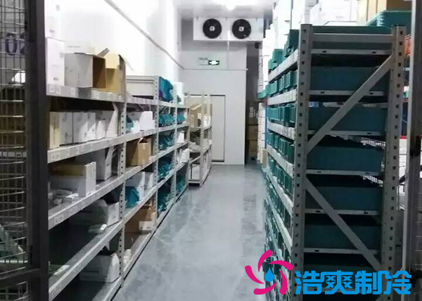 建設(shè)一個(gè)醫(yī)療藥品冷藏庫(kù)安裝造價(jià)大概多少錢(qián)？